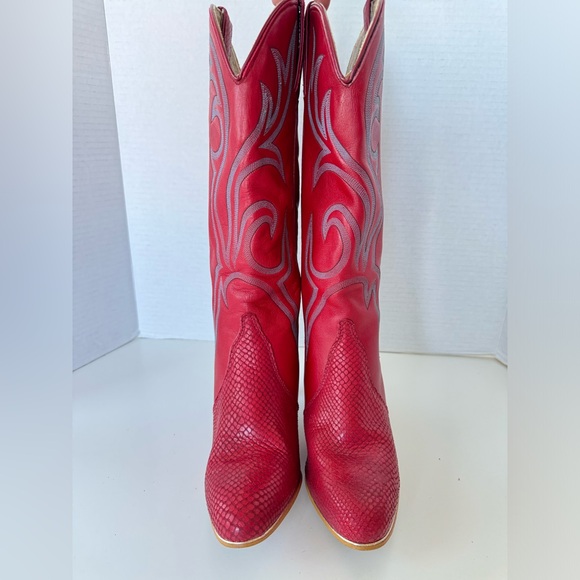 Vintage 80s Jeenz Bootz Red Leather Heel Cowboy Cowgirl Boots Size 7.5 *Flaws - Picture 3 of 13